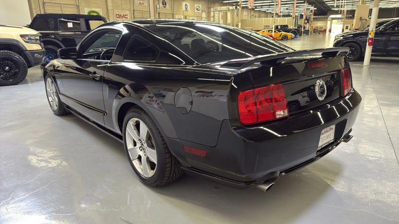 2007 Ford Mustang GT Deluxe