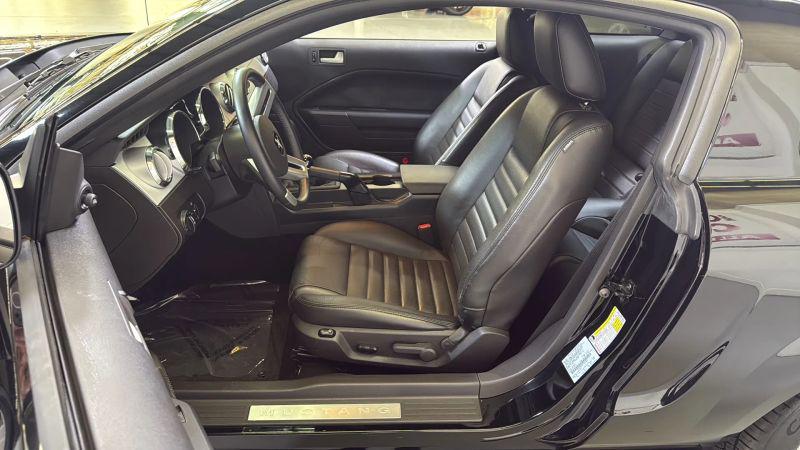 2007 Ford Mustang GT Deluxe