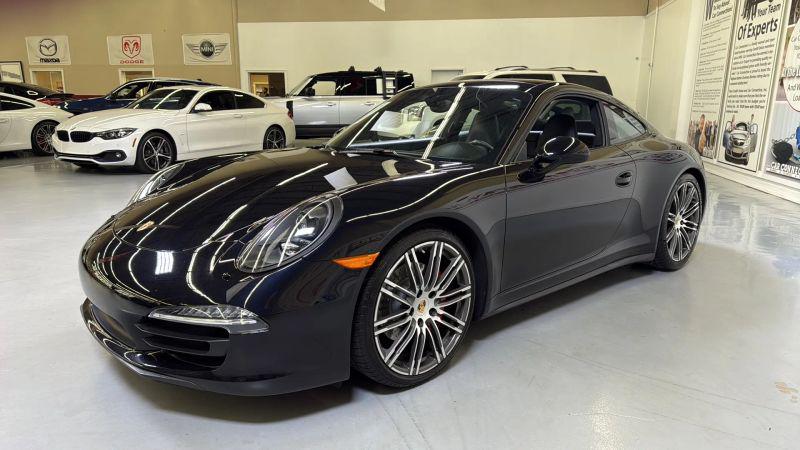 2015 Porsche 911 Carrera 4S