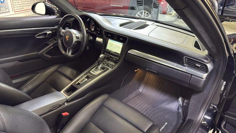 2015 Porsche 911 Carrera 4S
