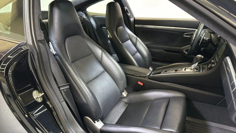 2015 Porsche 911 Carrera 4S