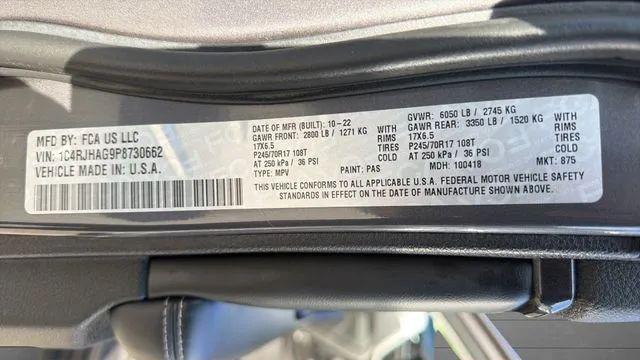 2023 Jeep Grand Cherokee Laredo 4x4
