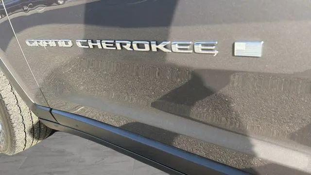2023 Jeep Grand Cherokee Laredo 4x4