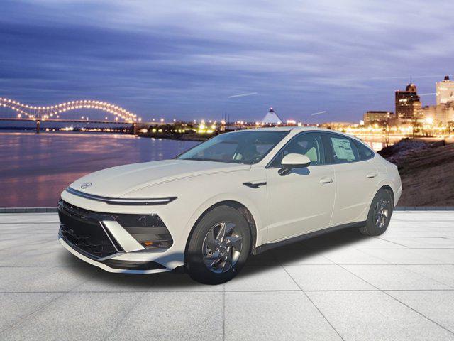 2026 Hyundai Sonata SE's photo