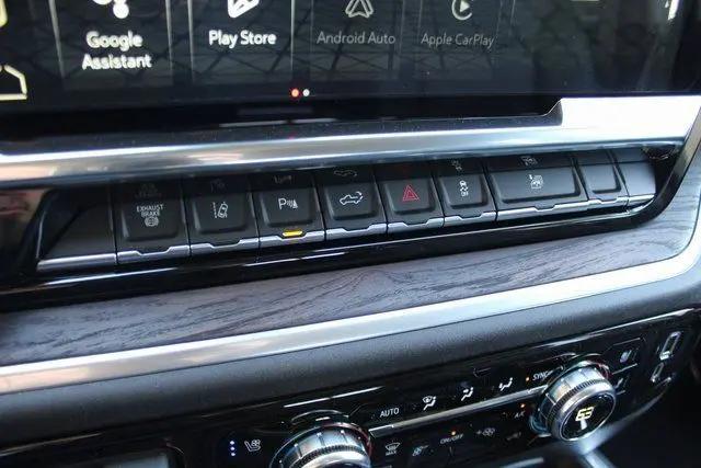 2026 GMC Sierra 2500HD Crew Cab, Standard Bed, SLT, 4WD