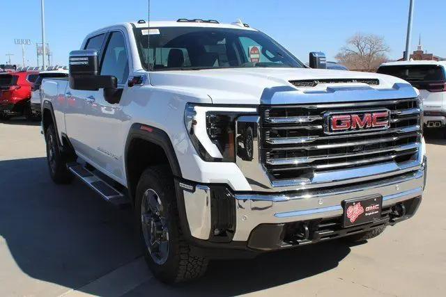 2026 GMC Sierra 2500HD Crew Cab, Standard Bed, SLT, 4WD