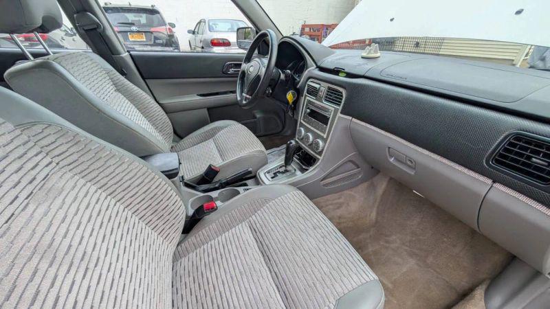 2005 Subaru Forester XS
