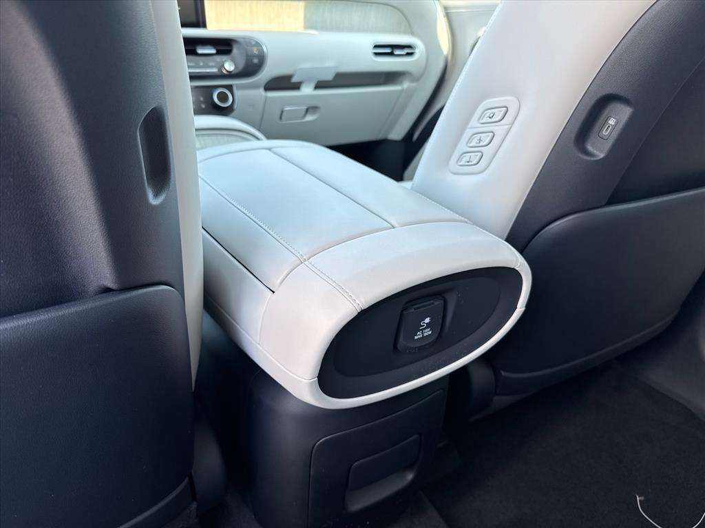 New 2026 Ecotronic Gray Pearl Hyundai Calligraphy image 11