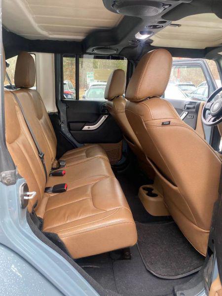 2014 Jeep Wrangler Unlimited Sahara