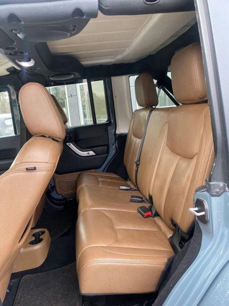 2014 Jeep Wrangler Unlimited Sahara