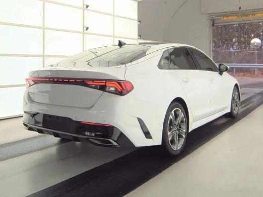 2022 Kia K5 EX