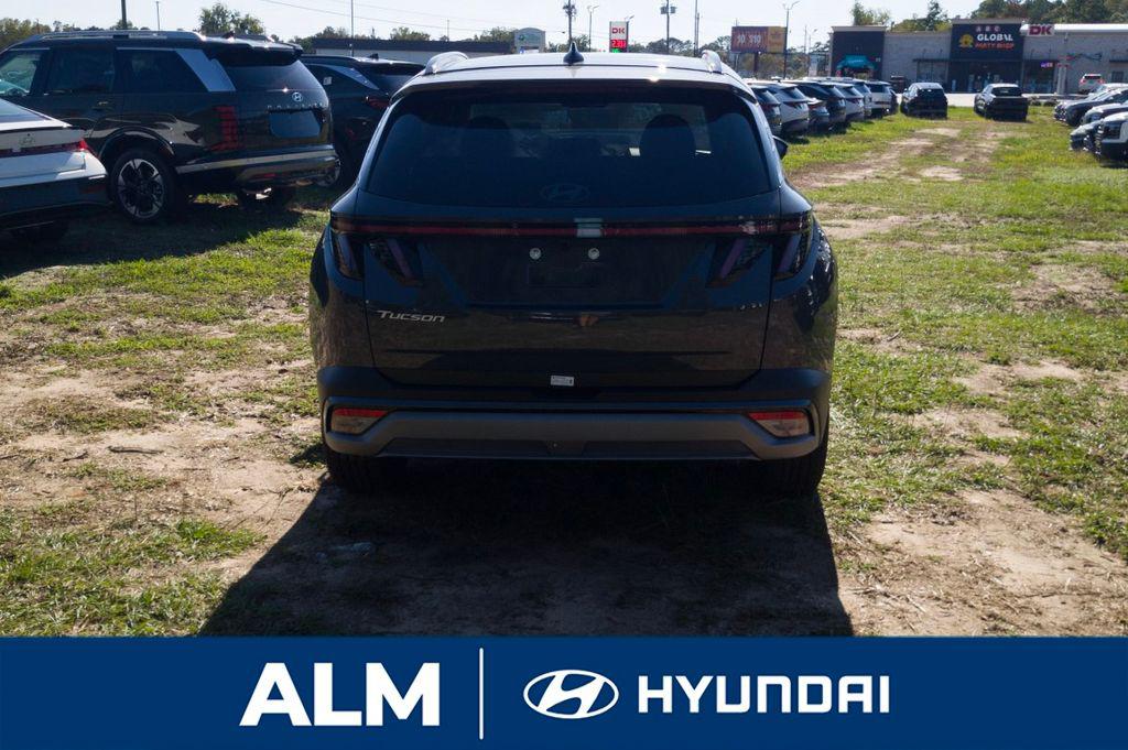 New 2026 Gray HYUNDAI Limited FWD image 7