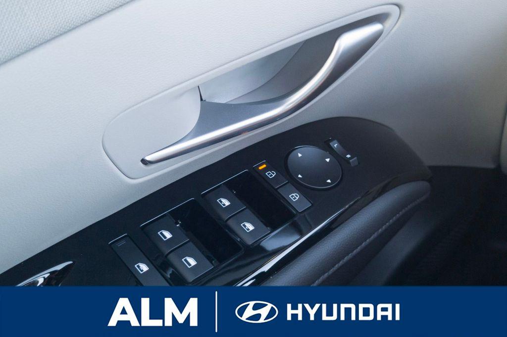 New 2026 Gray HYUNDAI Limited FWD image 34