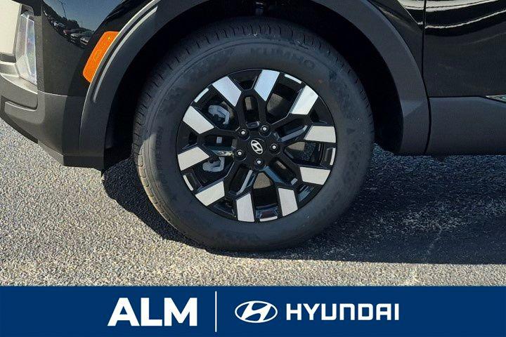 New 2026 Gray HYUNDAI SEL Activity FWD image 13