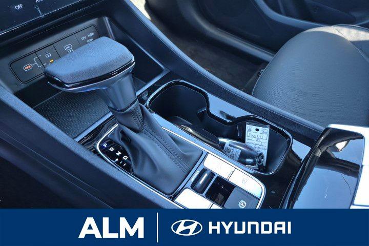 New 2026 Gray HYUNDAI SEL Activity FWD image 25