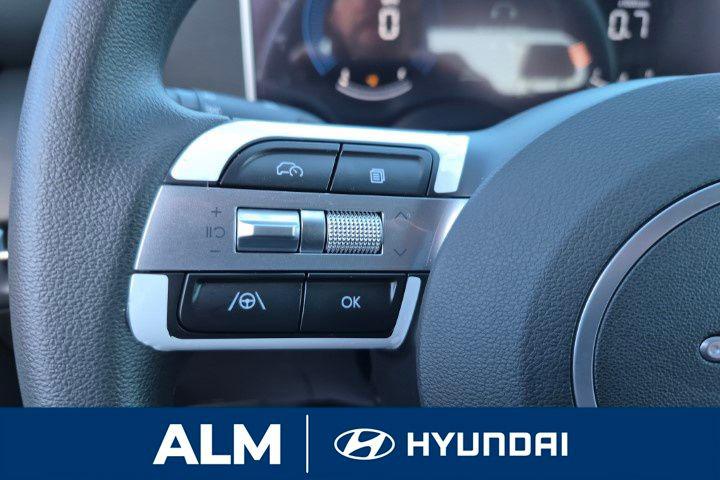 New 2026 Gray HYUNDAI SEL Activity FWD image 27