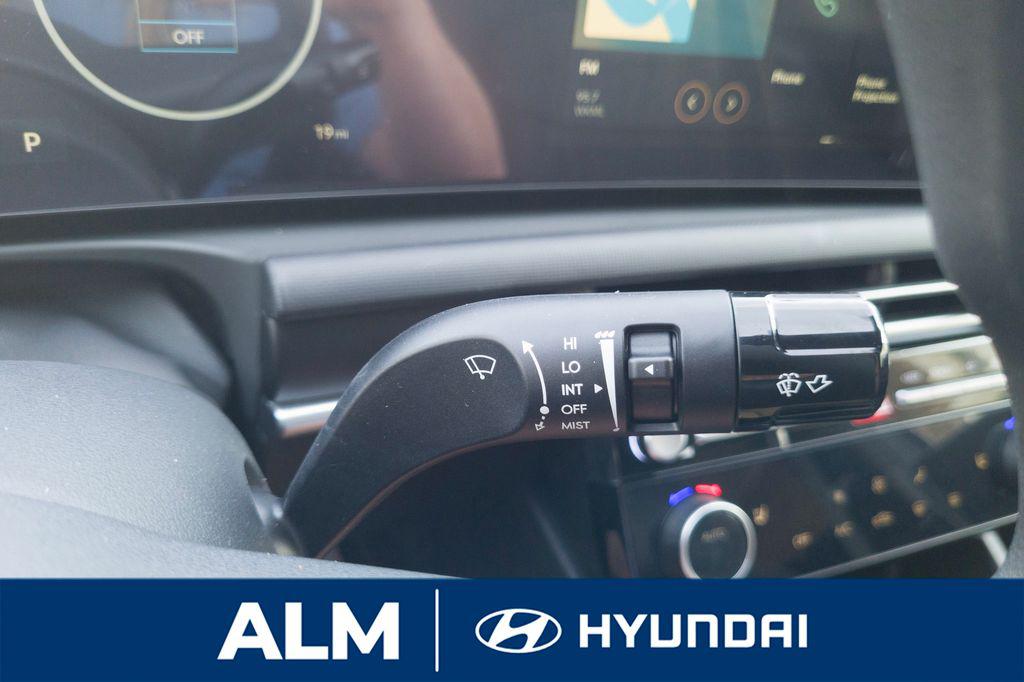 New 2026 White Hyundai SEL Activity FWD image 28