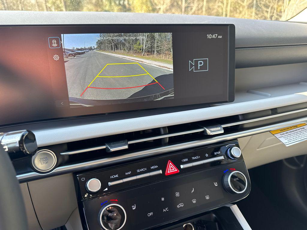 New 2026 Gray HYUNDAI SEL FWD image 20