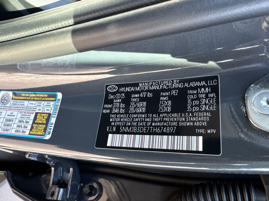 New 2026 Gray HYUNDAI SEL FWD image 24