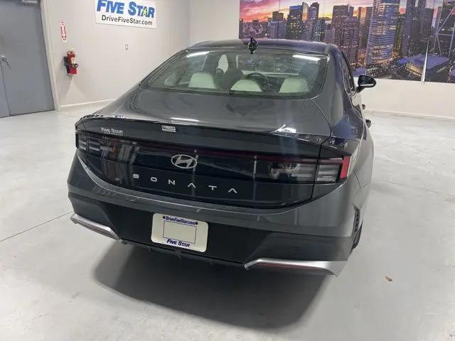2026 Hyundai Sonata SE