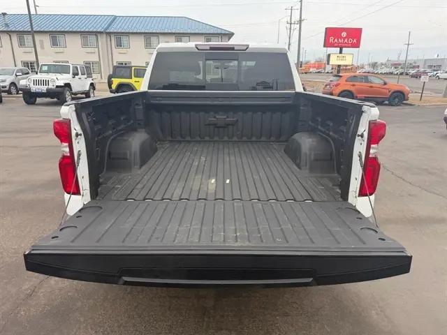 2020 Chevrolet Silverado 1500 4WD Crew Cab Short Bed RST