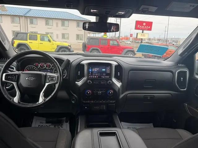 2020 Chevrolet Silverado 1500 4WD Crew Cab Short Bed RST