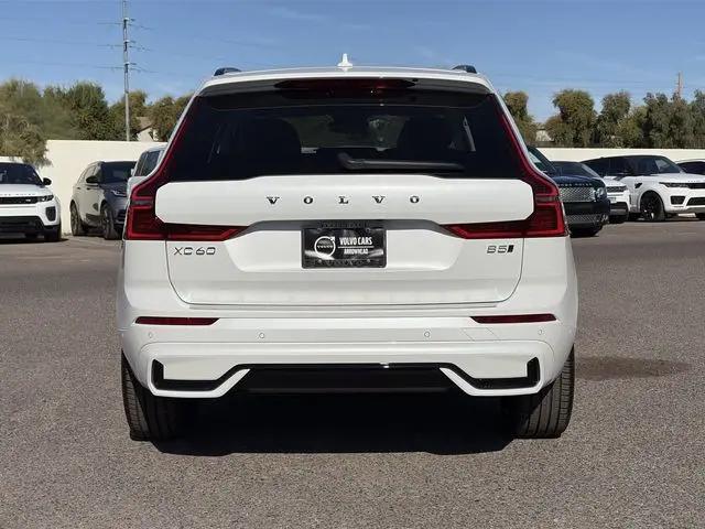 2026 Volvo XC60 B5 Ultra