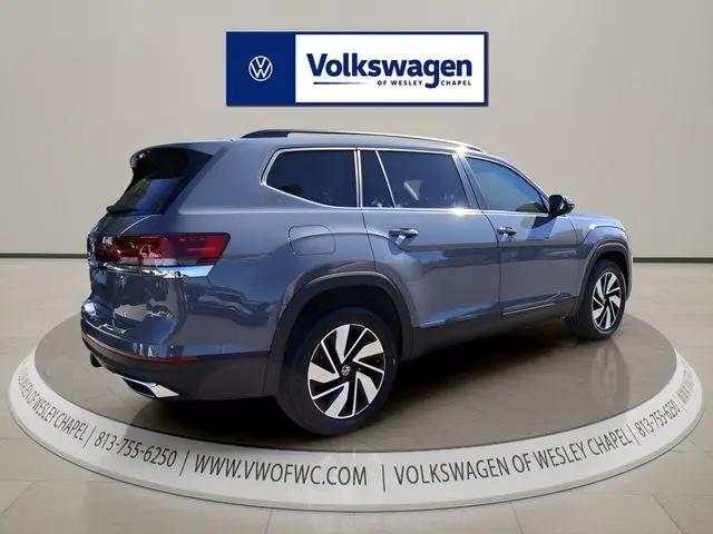 2026 Volkswagen Atlas SE with Technology
