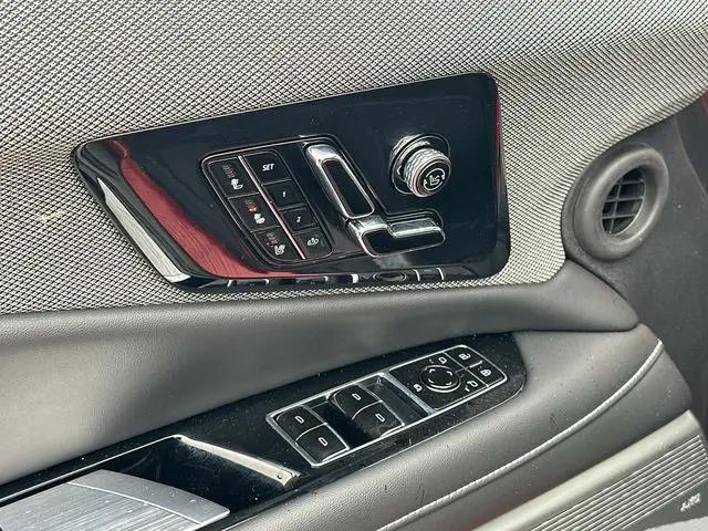 2025 Cadillac iQ Sport 2 AWD