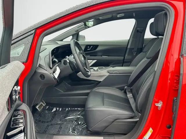 2025 Cadillac iQ Sport 2 AWD