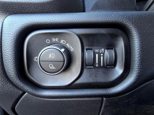 2026 Ram 3500 Tradesman/Big Horn