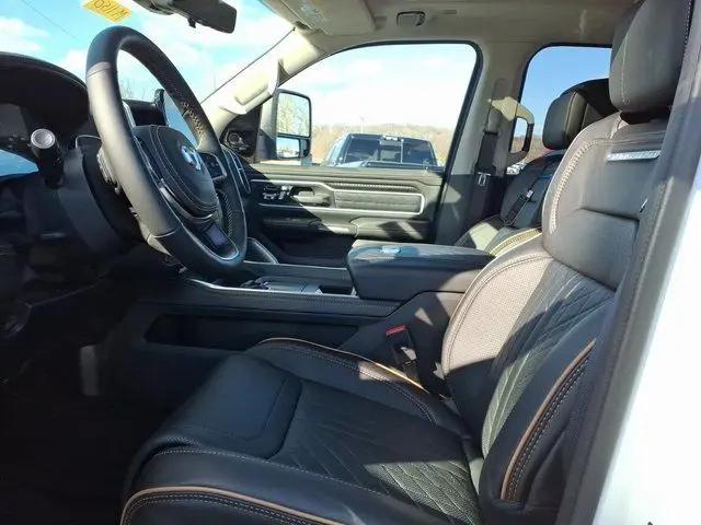 2026 Ram 1500 Tungsten Crew Cab 4x4 5'7" Box