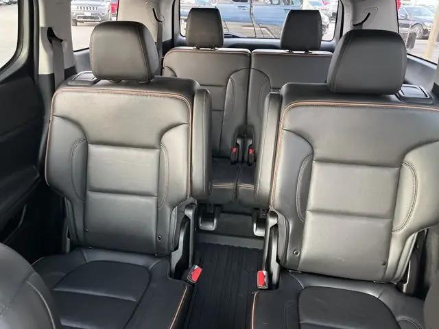 2021 GMC Acadia AWD AT4