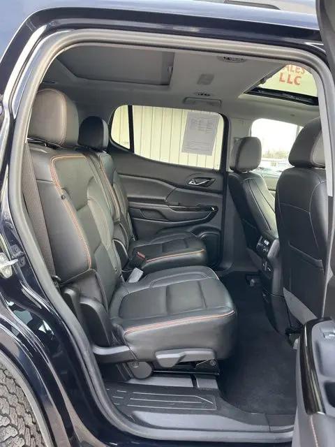 2021 GMC Acadia AWD AT4