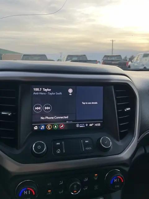 2021 GMC Acadia AWD AT4