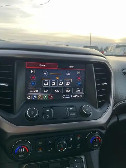 2021 GMC Acadia AWD AT4