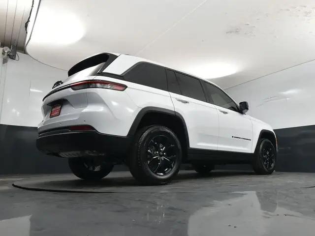 2026 Jeep Grand Cherokee Altitude 4x4
