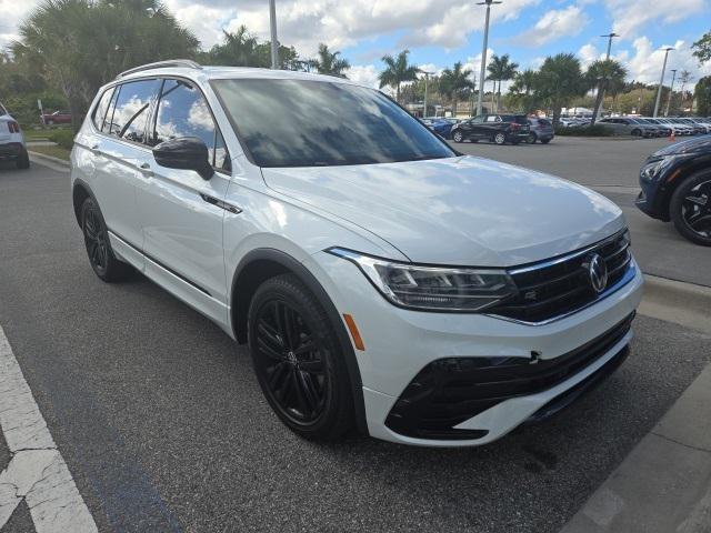 2022 Volkswagen Tiguan 2.0T SE R-Line Black 2022 Volkswagen Tiguan 2.0T SE R-Line Black