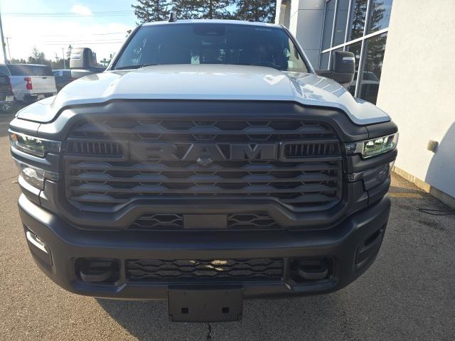 2025 RAM 3500 Tradesman Crew Cab 4x4 8 Box 2025 RAM 3500 Tradesman Crew Cab 4x4 8 Box