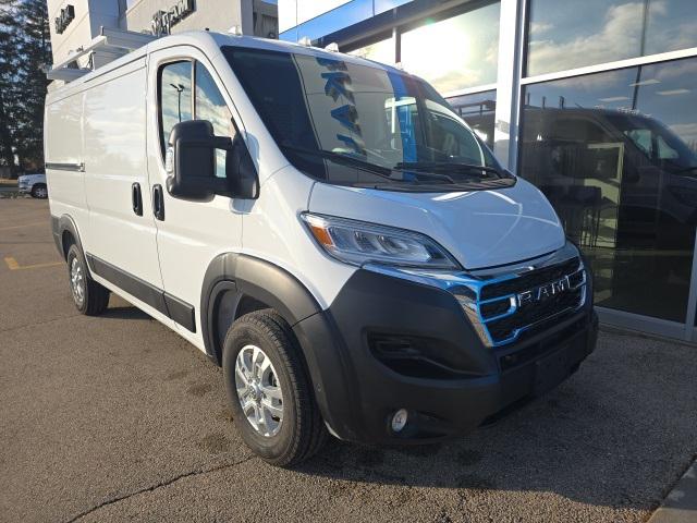 2025 RAM ProMaster 2500 Cargo Van SLT Low Roof 136 WB