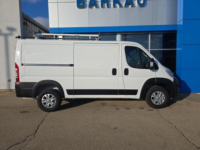 2025 RAM ProMaster 2500 Cargo Van SLT Low Roof 136 WB