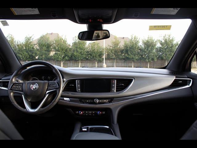 2023 Buick Enclave Essence AWD