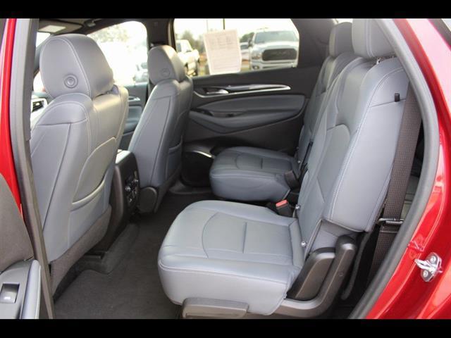 2023 Buick Enclave Essence AWD