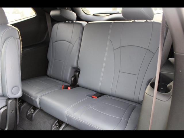 2023 Buick Enclave Essence AWD