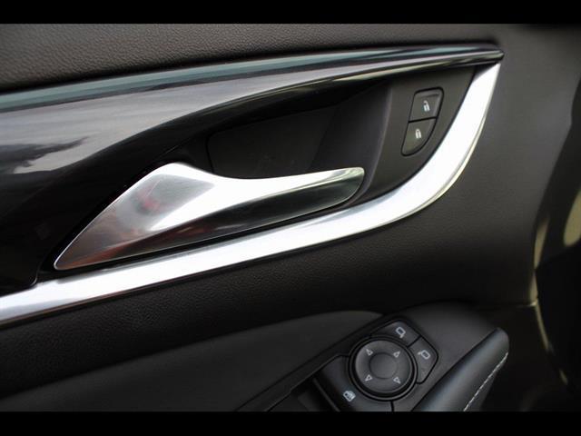 2023 Buick Enclave Essence AWD