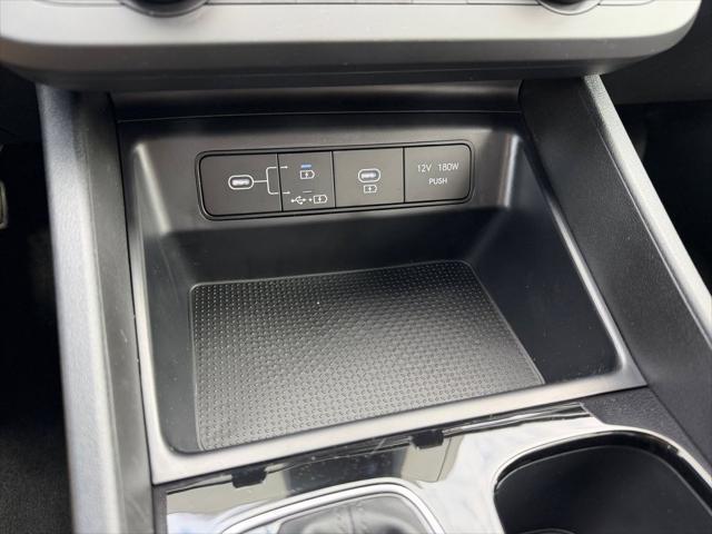 2026 Hyundai Santa Cruz SE