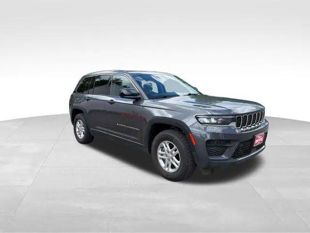 2023 Jeep Grand Cherokee Laredo 4x4 for sale in Epsom, NH