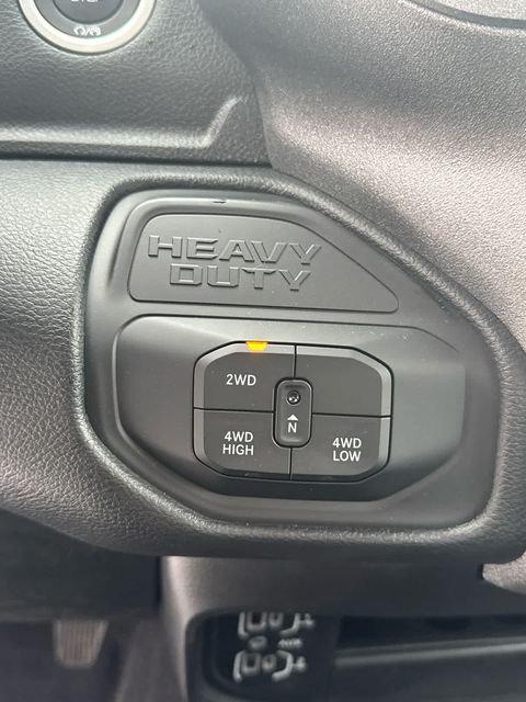 2026 Ram 2500 Black Express Crew Cab 4x4 6'4" Box