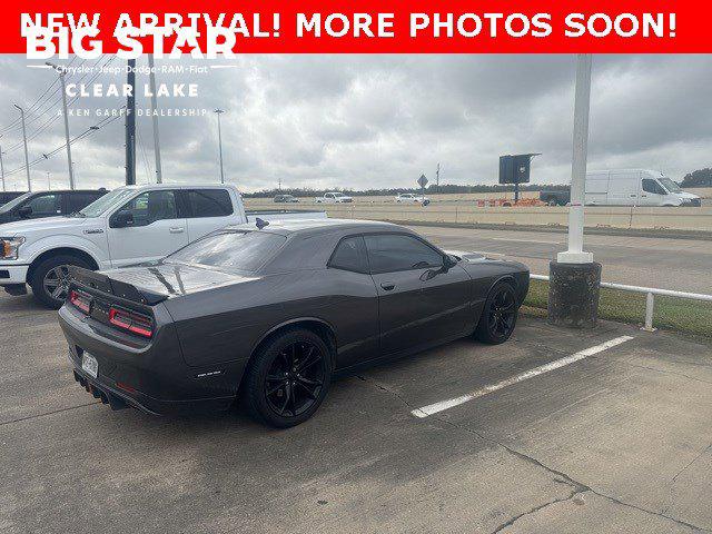 2016 Dodge Challenger SXT