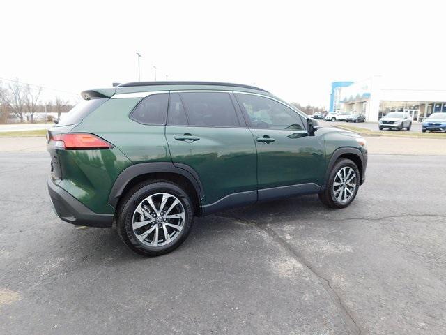 2025 Toyota Corolla Cross XLE